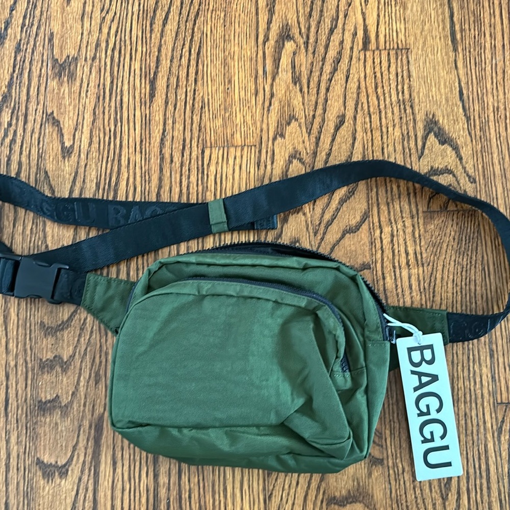 Baggy Fanny Pack - Bay Laurel - NWT